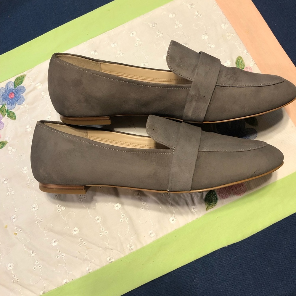 Wm’s Cole Haan loafers - Picture 2 of 8